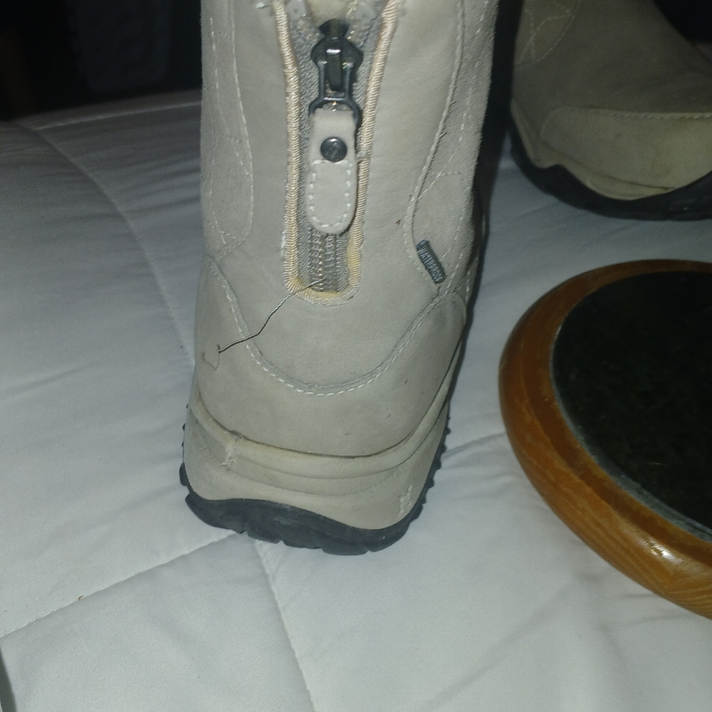 The NORTH FACE boots